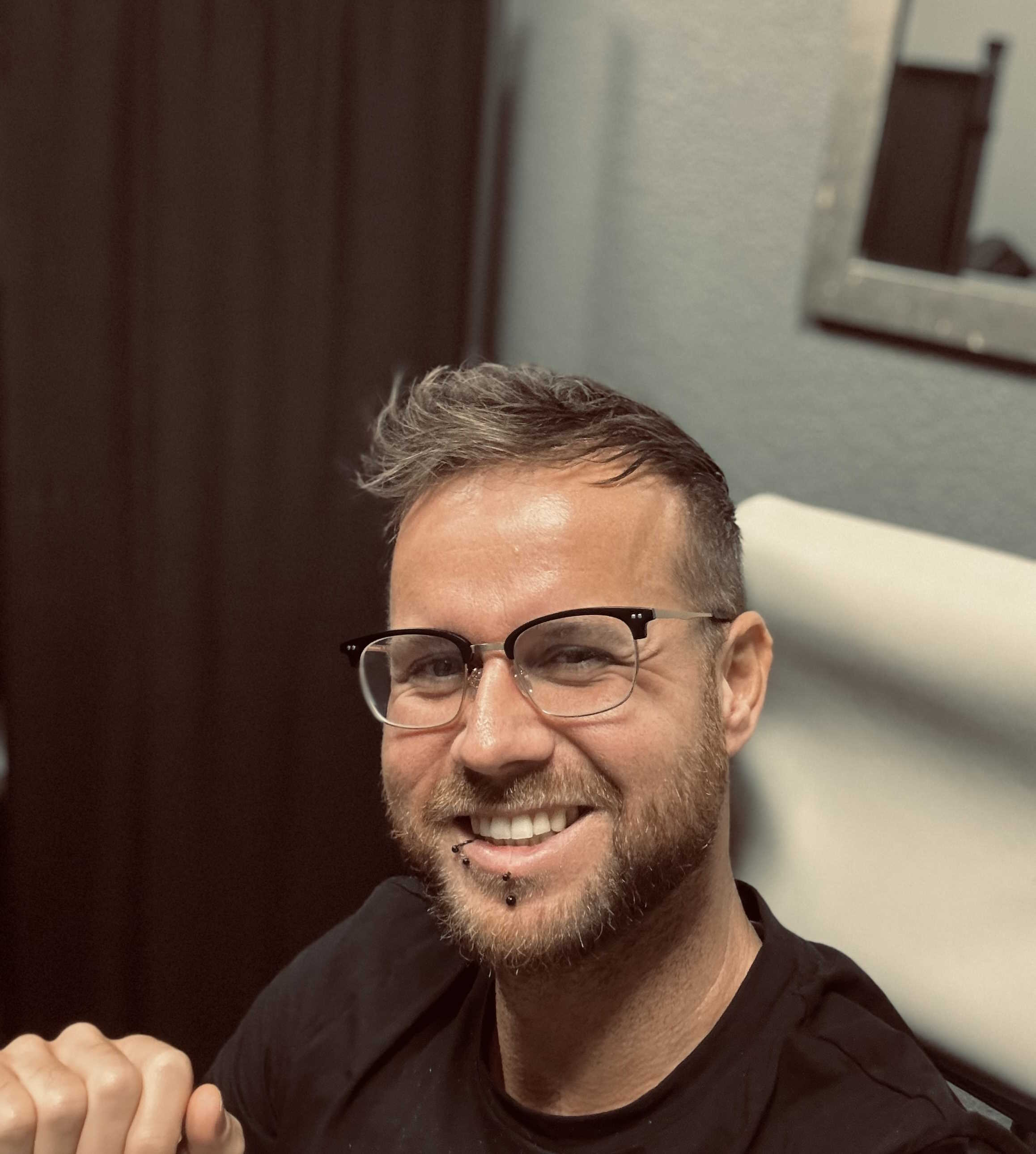 Freakline PiercIn Info